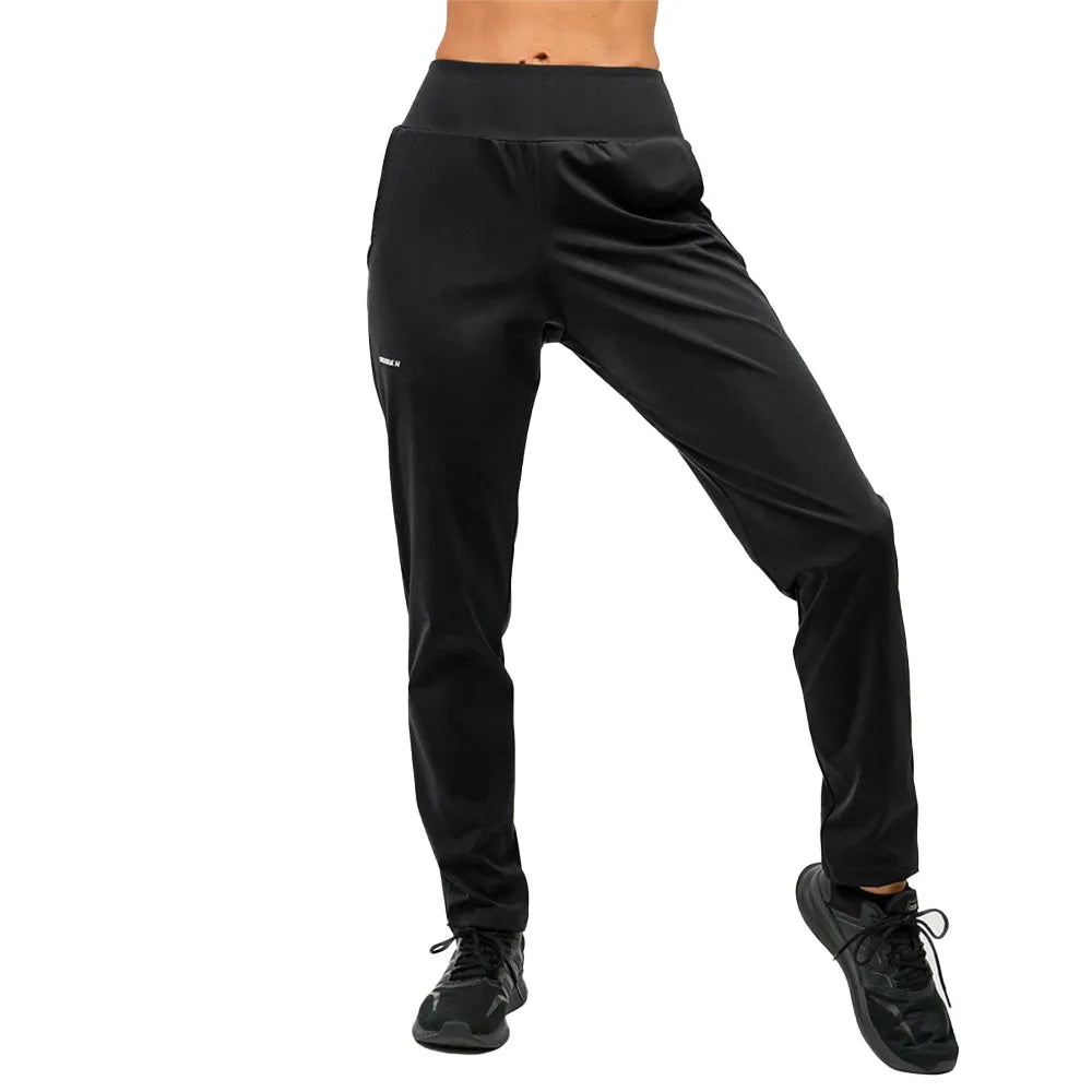 Nebbia Shiny Slim Fit Sleek sweat pants
