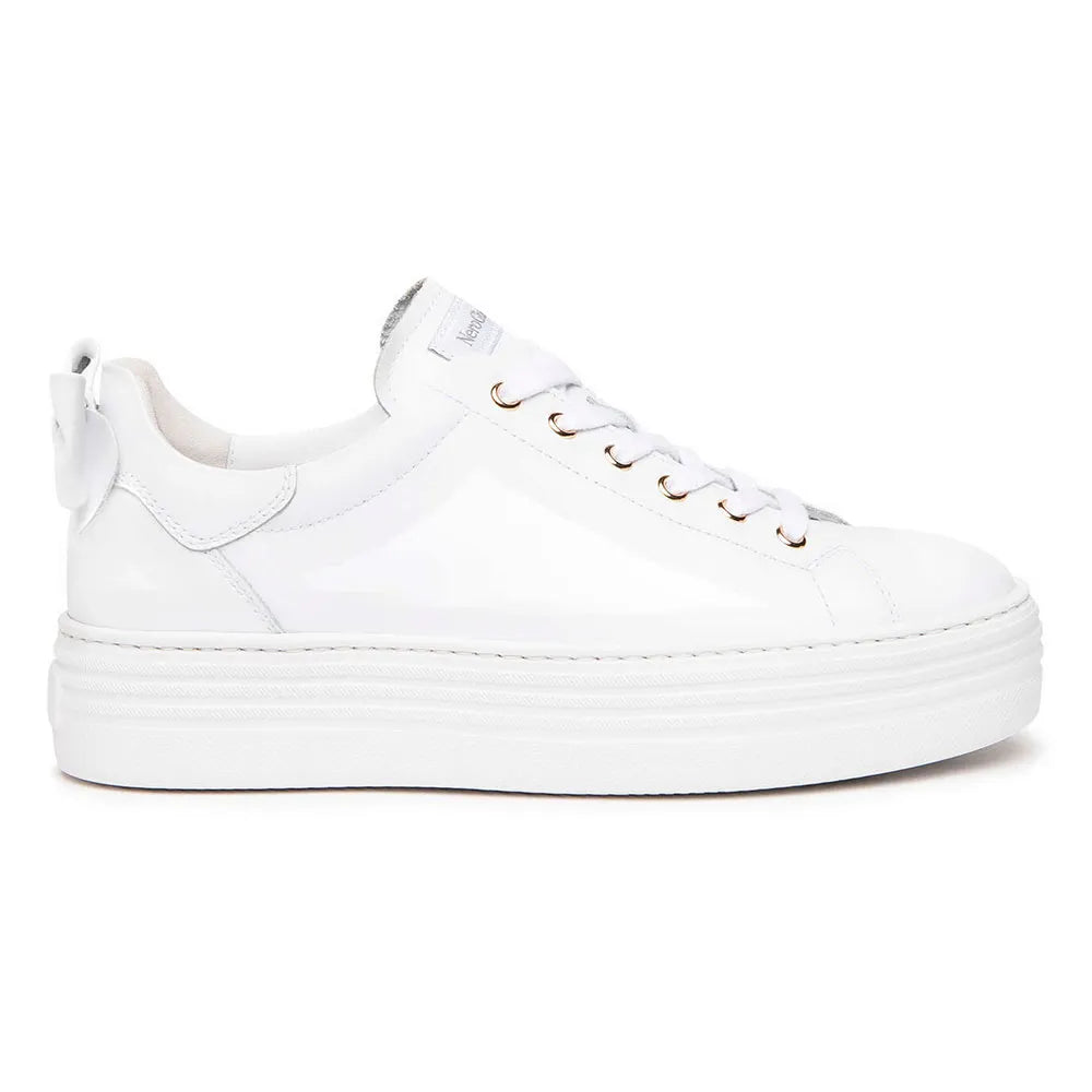 Nero giardini E306521D trainers