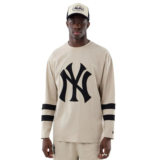 New era MLB Oversized New York Yankees long sleeve T-shirt
