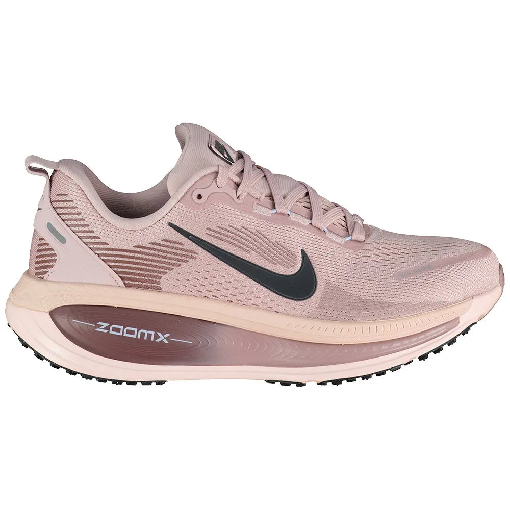 Nike Vomero 18 running shoes