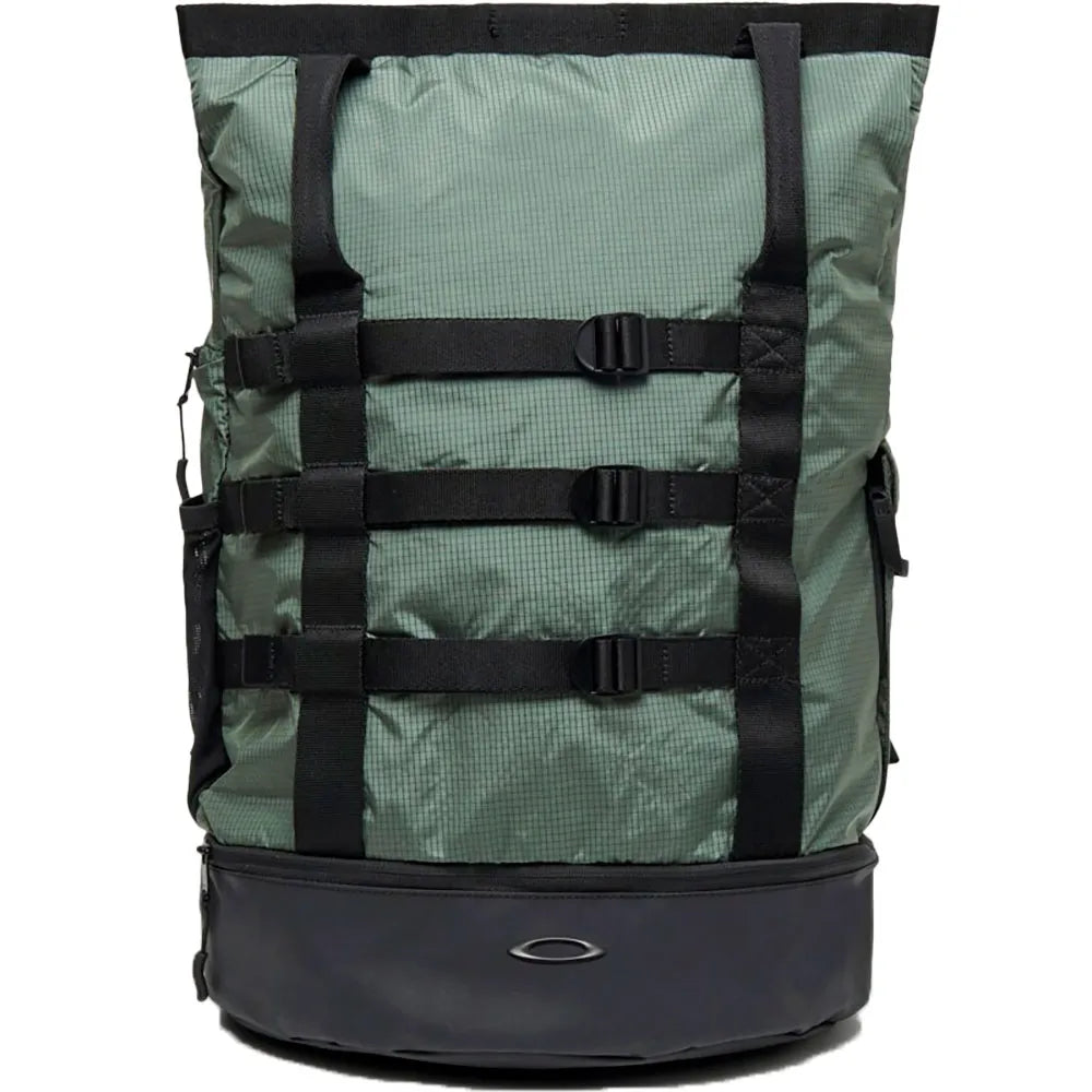 Oakley Reserve utility bag