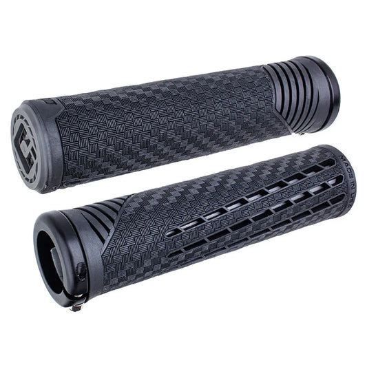 ODI CF Lock On 31.5 mm grips
