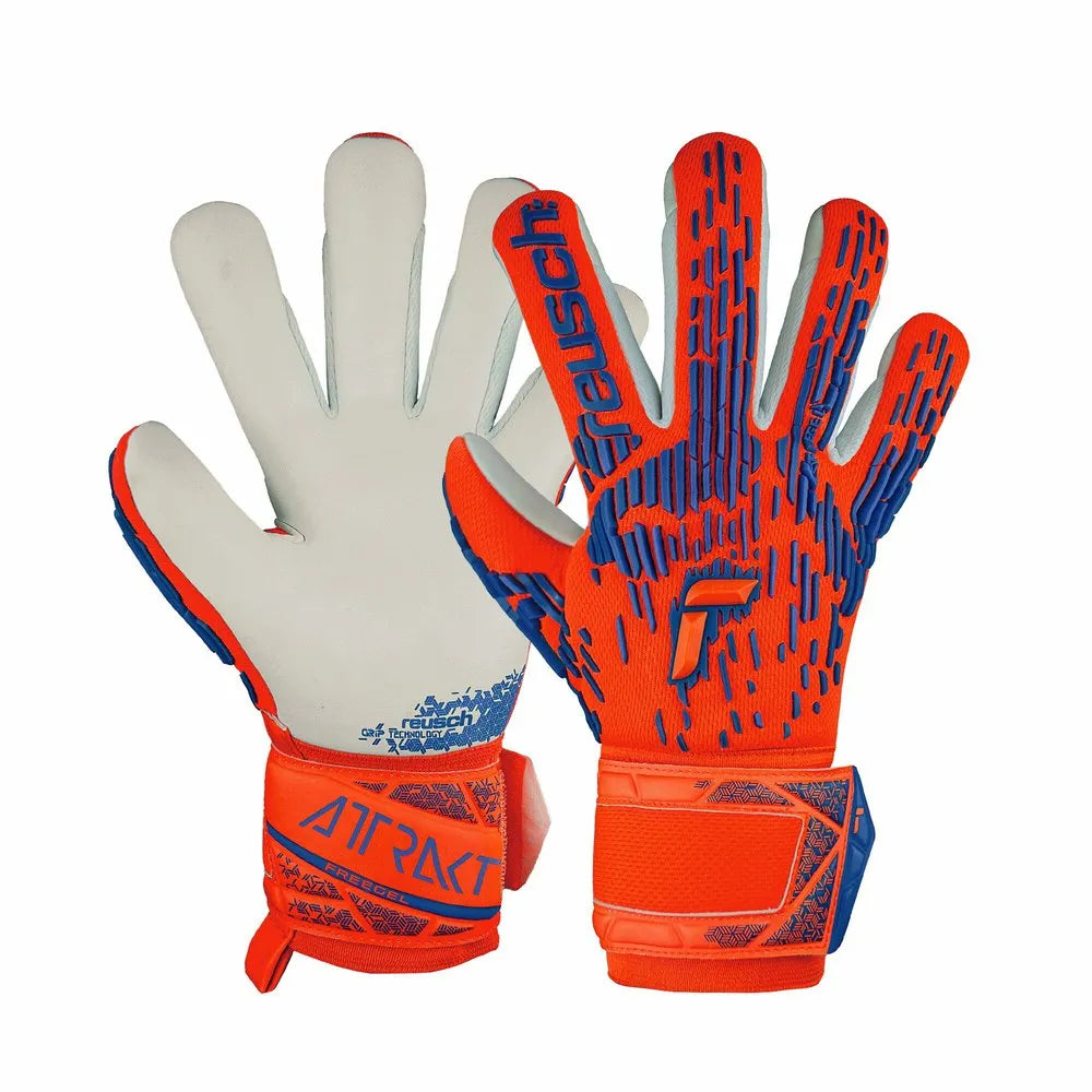 Reusch Attrakt Freegel goalkeeper gloves