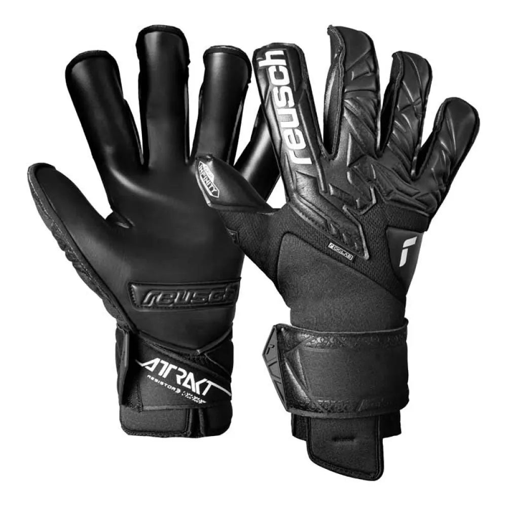 Reusch Attrakt Infinity Resistor goalkeeper gloves