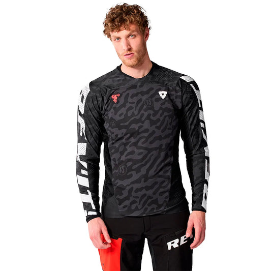 Revit Thirteen Pol Tarrés long sleeve jersey