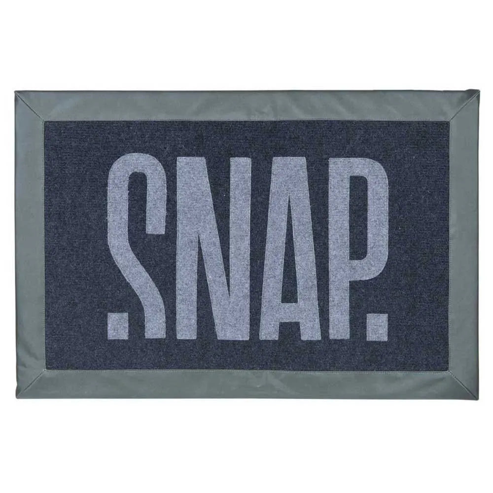 Snap climbing Plaster crash pad