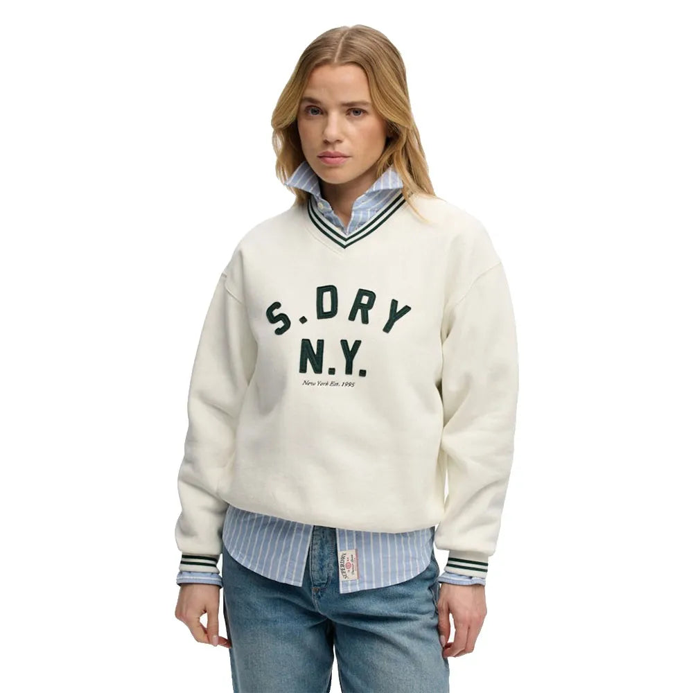 Superdry Country Club Applique V sweatshirt