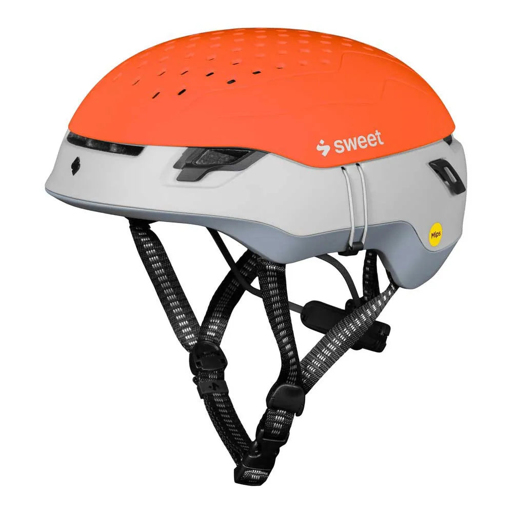 Sweet protection Ascender MIPS helmet