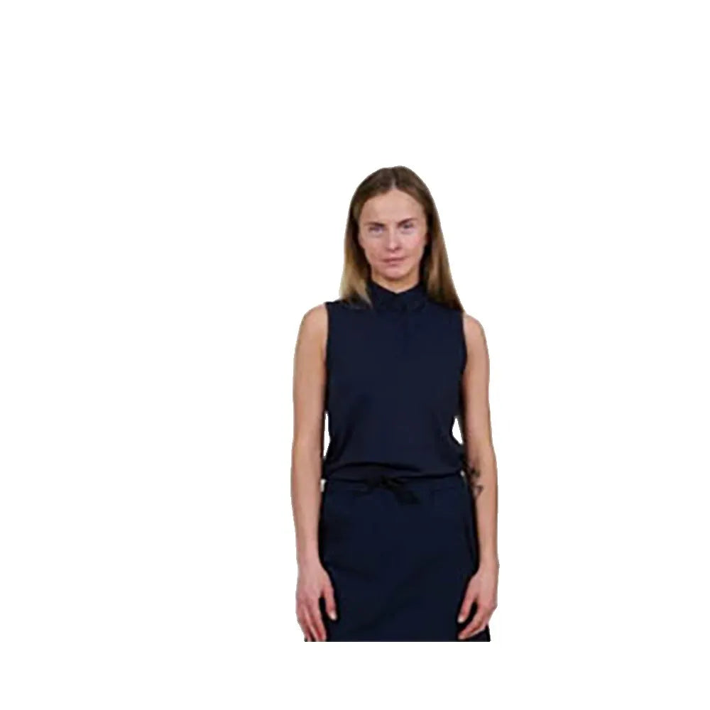 The mountain studio Button down sleeveless polo