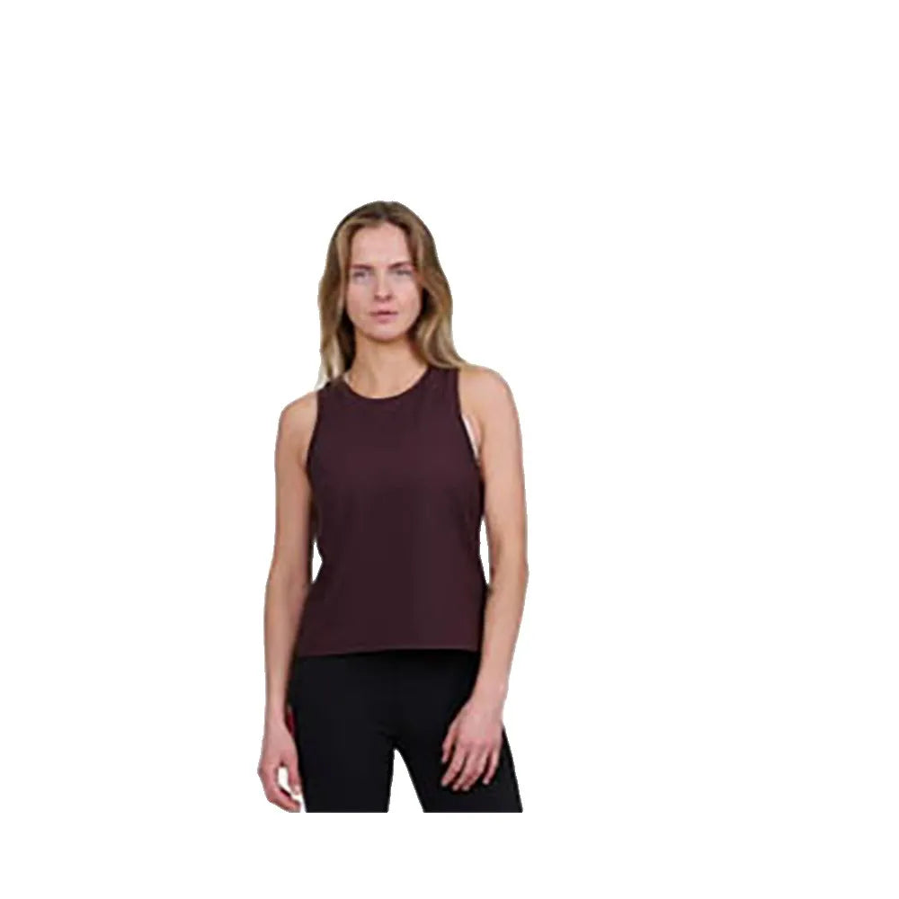 The mountain studio Comfort sleeveless T-shirt