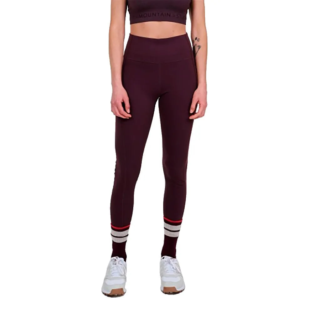 The mountain studio Tech compression leggings