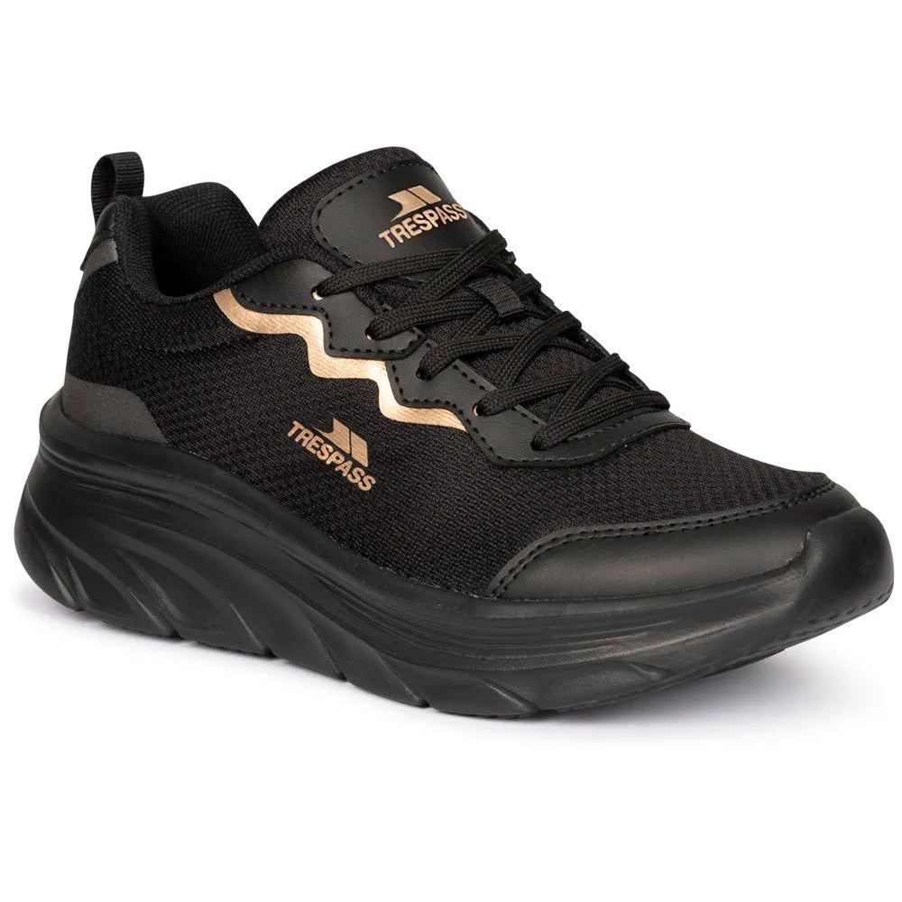 Trespass Ave hiking shoes