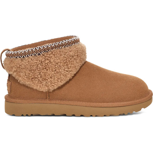 Ugg Classic Ultra Mini Maxi Curly booties