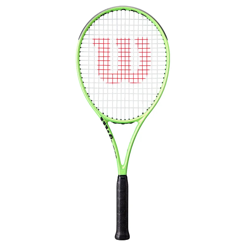 Wilson Blade Feel 105 RXT tennis racket