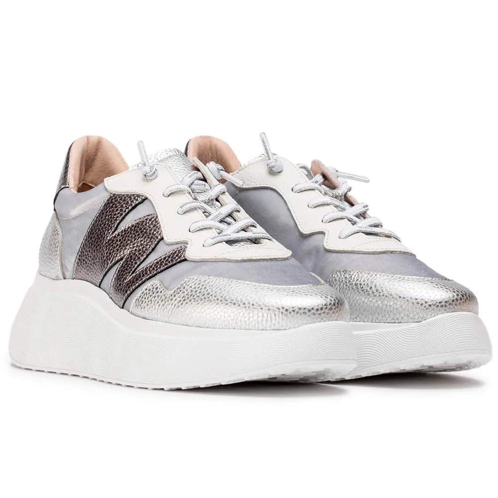 Wonders Almeria trainers